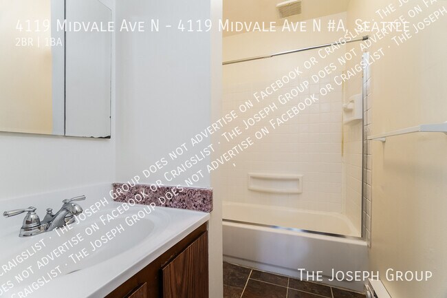Building Photo - 4119 Midvale Ave N