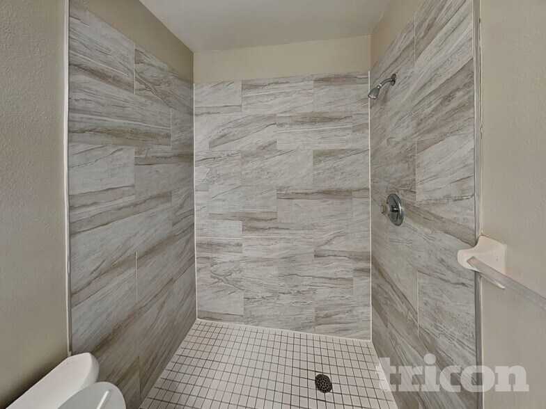Building Photo - 508 Cedar Grove Dr