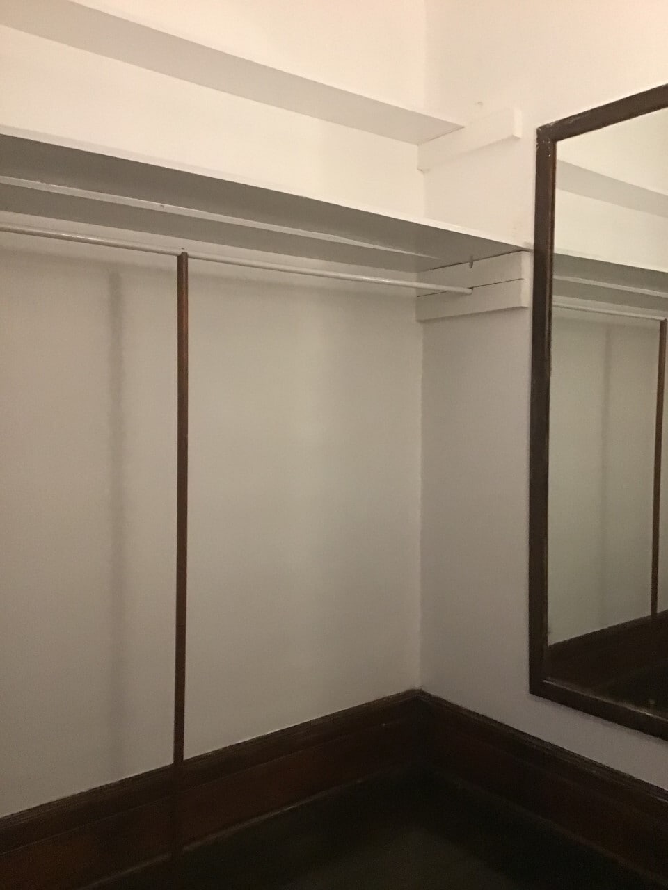 Walk-in closet - 601 Lockhart St