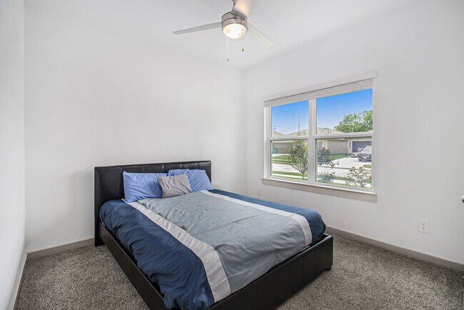 Building Photo - 1823 William Scott St