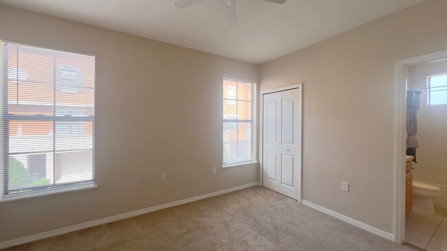 Building Photo - 6115 Metrowest Blvd