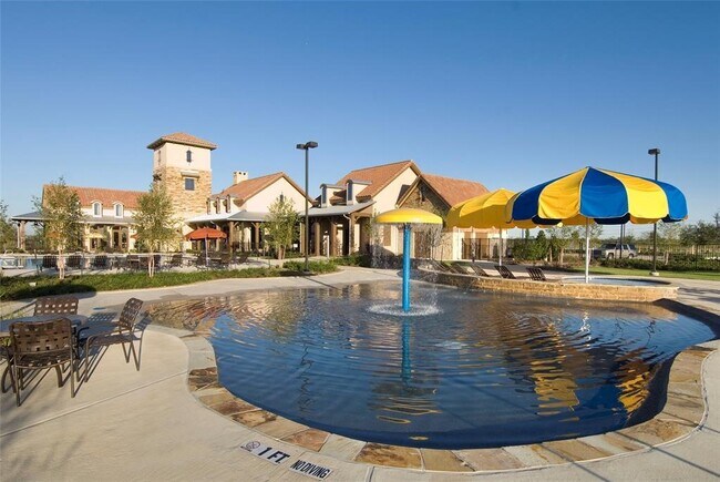 Building Photo - 11502 Lago Bella Dr