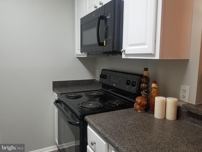 Building Photo - 10303 Appalachian Cir