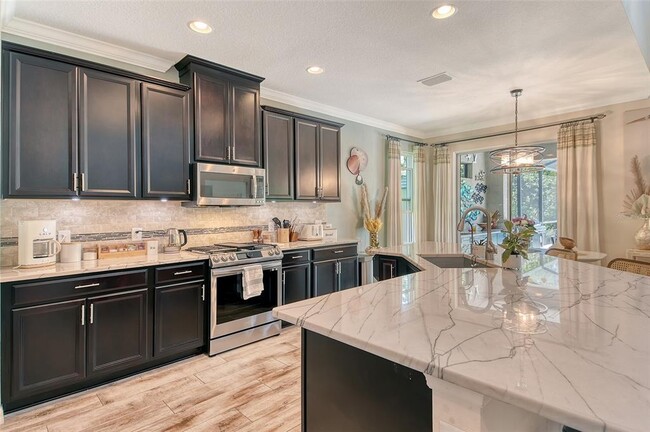 Building Photo - 7256 Monarda Dr