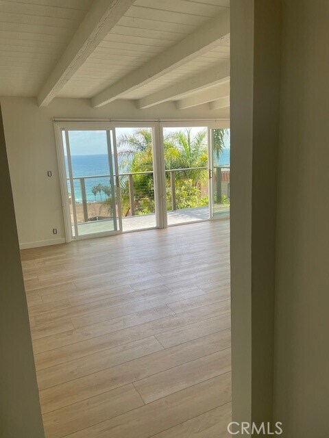 Building Photo - 241 Avenida Montalvo