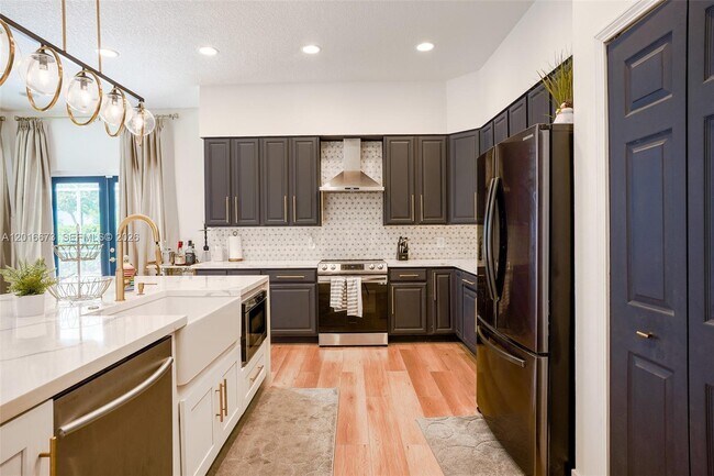 Building Photo - 2575 Muirfield Terrace