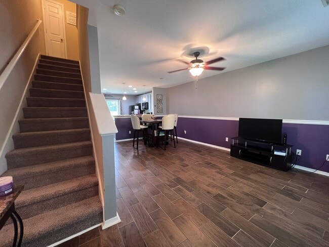 Building Photo - 2 bedroom 2.5 bath Townhome in Godley Park