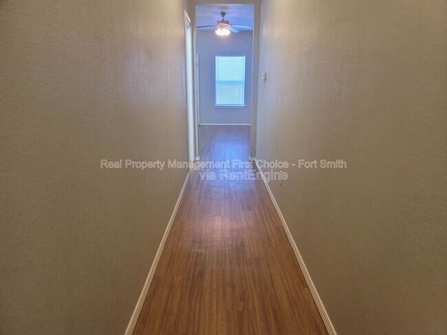 Building Photo - 2108 Ingalls Ln