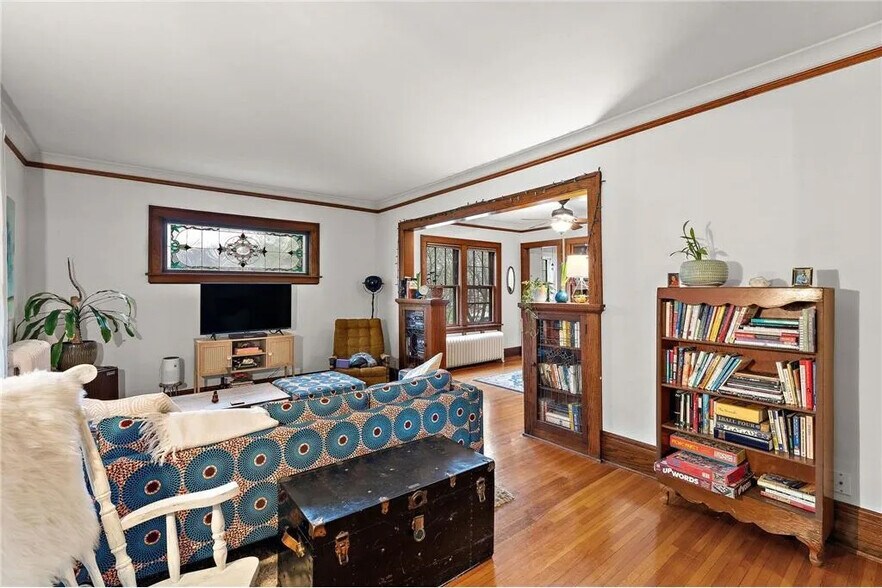 Building Photo - 2017 Laurel Avenue