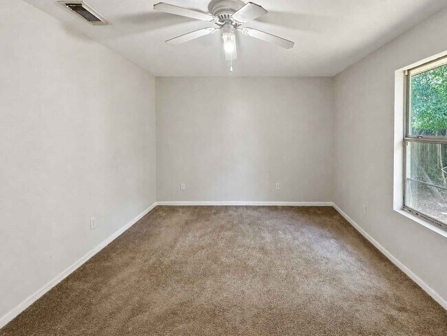 Building Photo - 11919 Greenmesa Dr