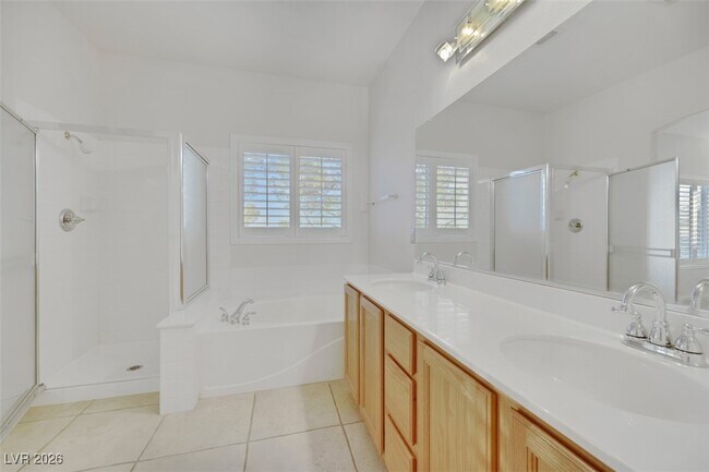 Building Photo - 1058 Silver Stone Way