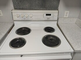 Building Photo - 9995 E Harvard Ave