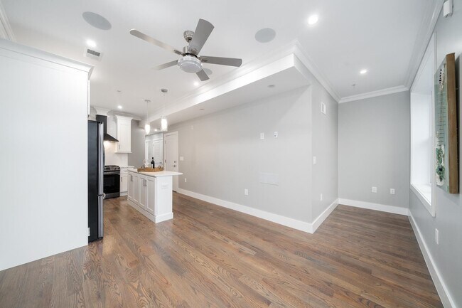 Building Photo - 195 Liberty Ave