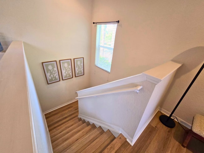 Building Photo - Gated 2BR/ 2BA Townhome Near UTC