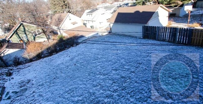 Building Photo - 4824 Webster St