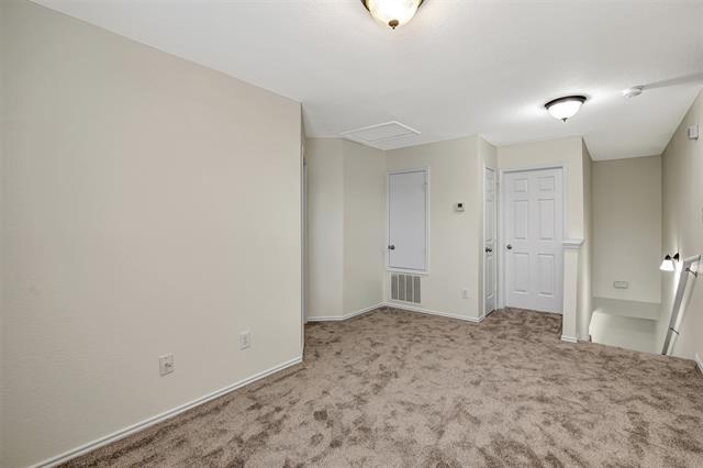 Building Photo - 7009 Wind Row Dr