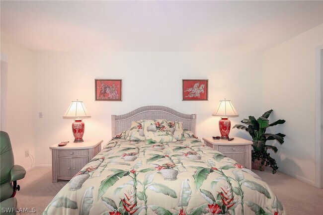 Building Photo - 1100 9th St S