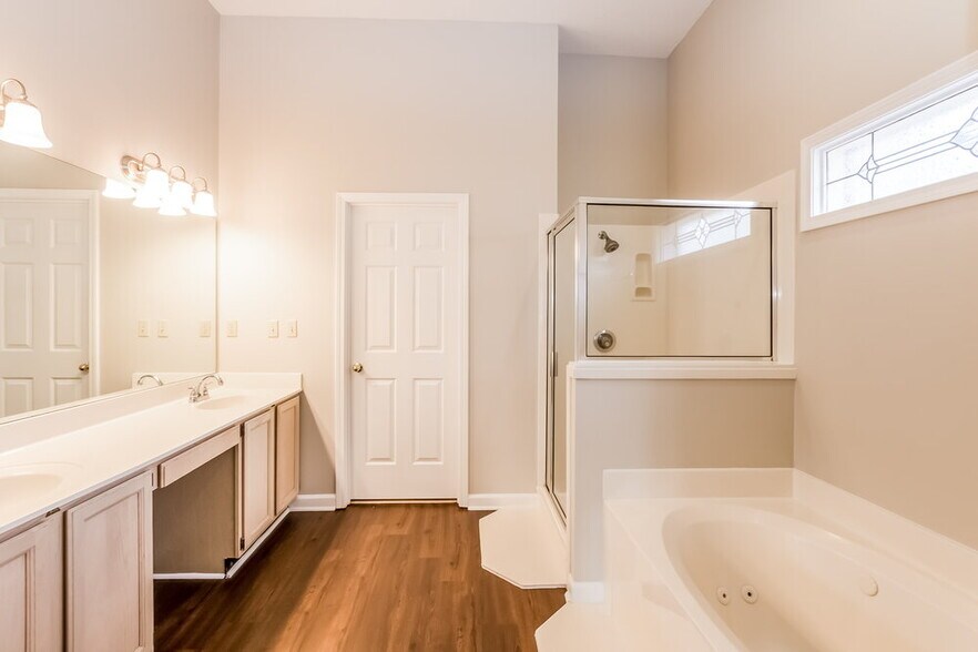 Building Photo - 2659 Country Downs Ln