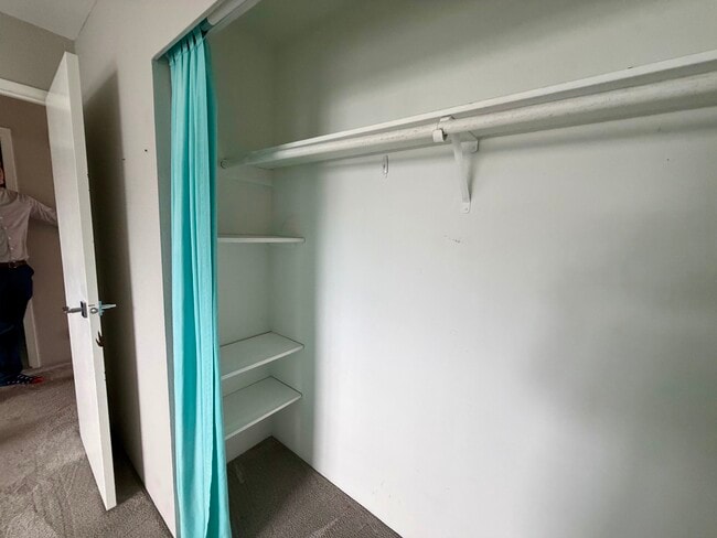 Building Photo - 22985 Marine View Dr S