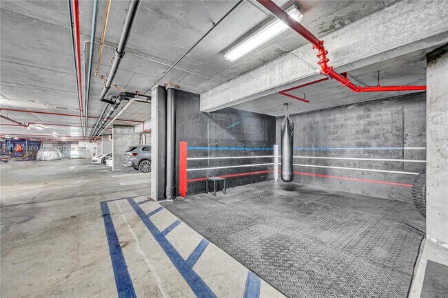 Building Photo - 690 SW 1st Ct