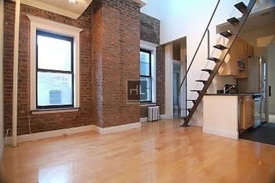 Building Photo - East 18th Street