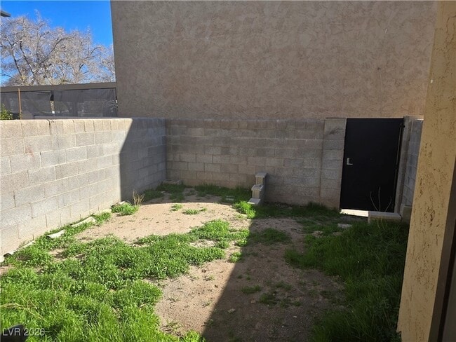 Building Photo - 5602 W Lake Mead Blvd