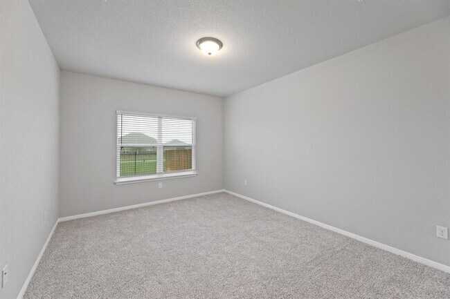 Building Photo - 437 Otto Ave