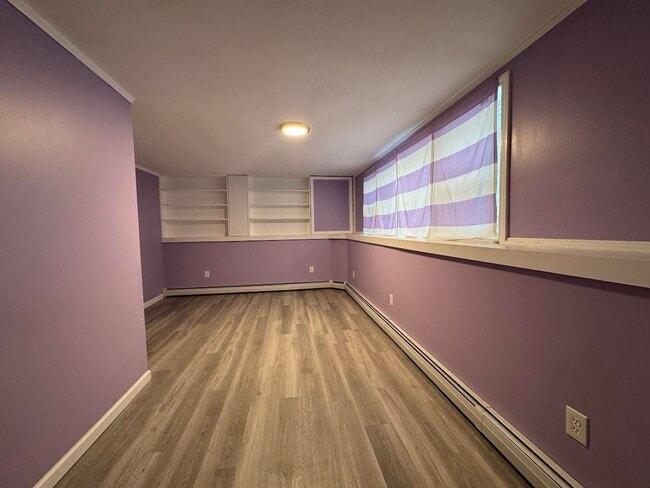 Building Photo - 240 Leda Ave