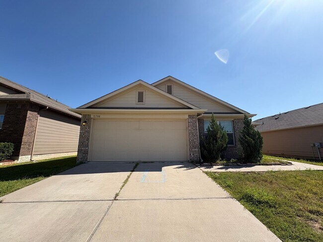 Building Photo - 11708 Cambrian Rd