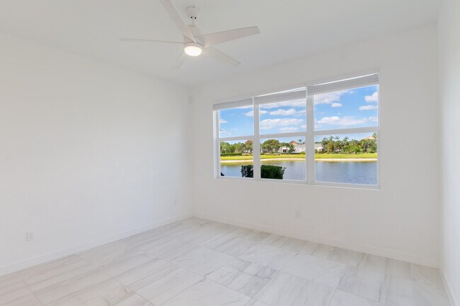 Building Photo - 8618 Via Mar Via