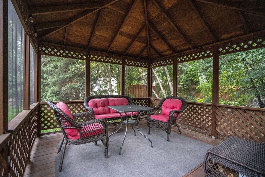 Building Photo - N53W16142 Waldens Pass