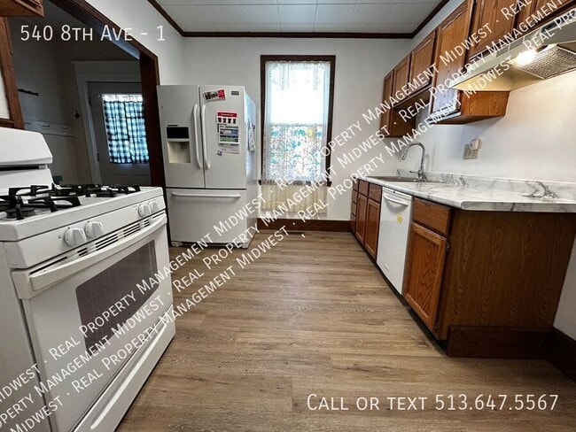 Building Photo - 540 8th Ave