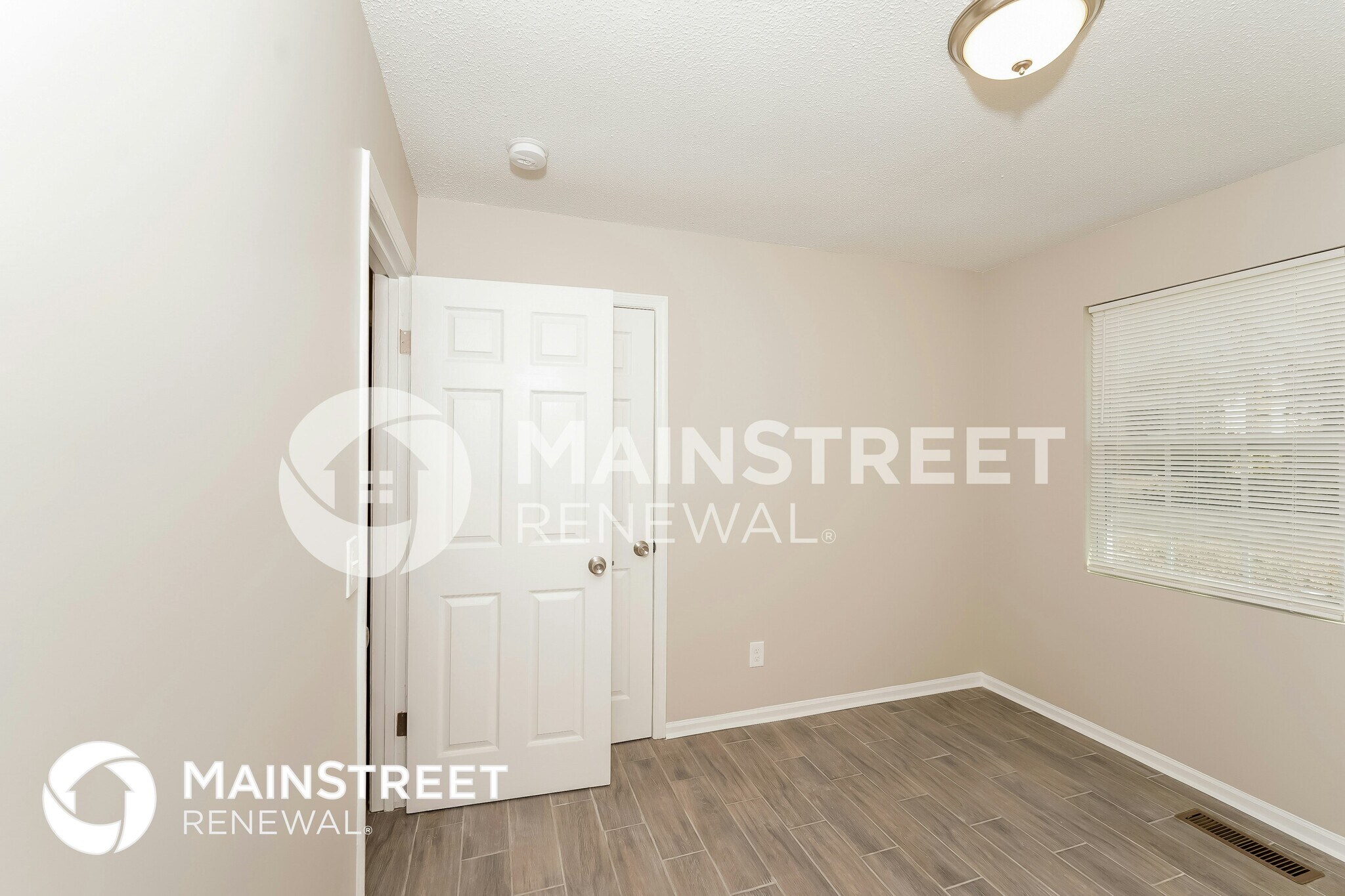 Building Photo - 6594 Davison Rd