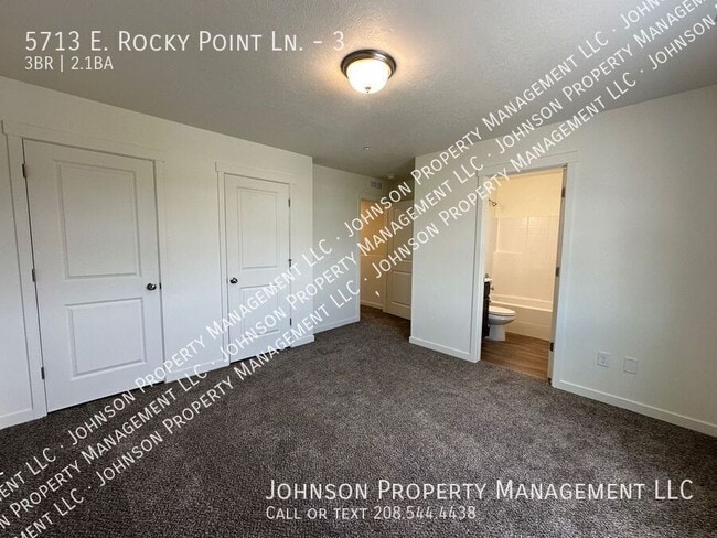 Building Photo - 5713 E Rock Ct