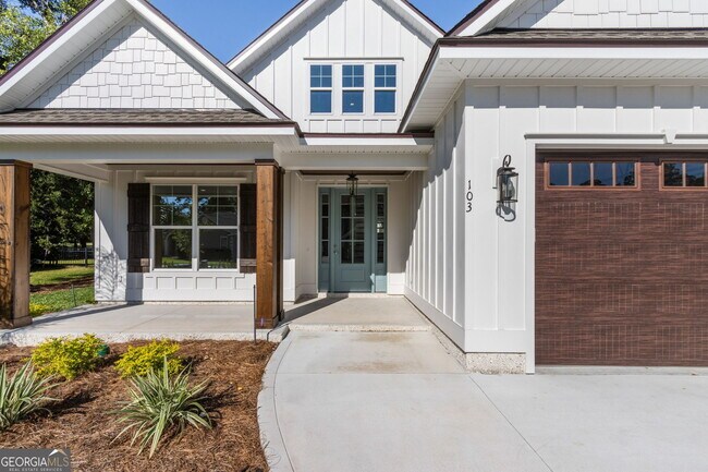 Building Photo - 103 Maybird Dr