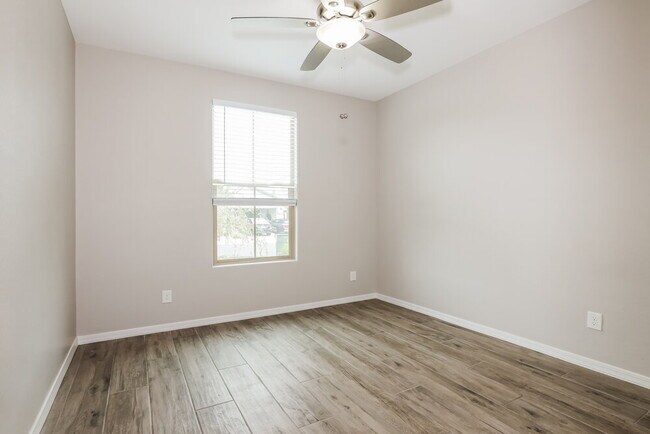 Building Photo - 12631 W Junipero Ct