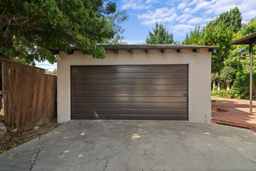 Building Photo - 4177 Baldwin Ave