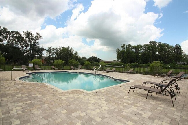 Building Photo - 3557 Brighton Park Cir