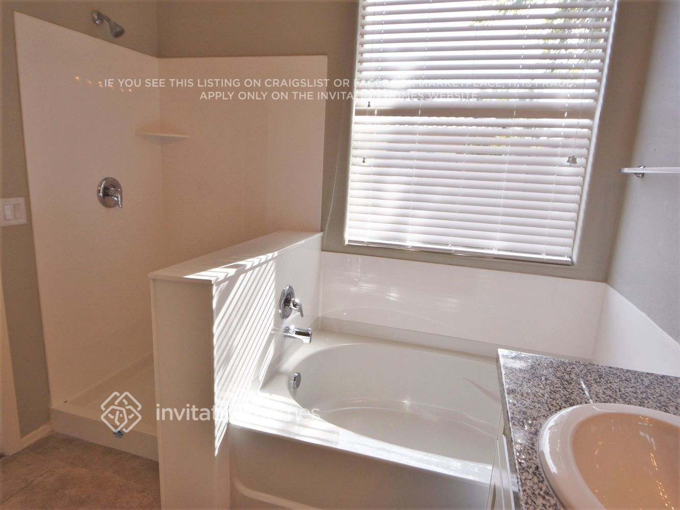 Building Photo - 17769 W Post Dr