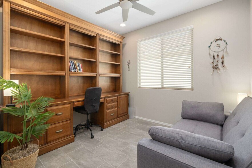 Building Photo - 26653 W Firehawk Dr