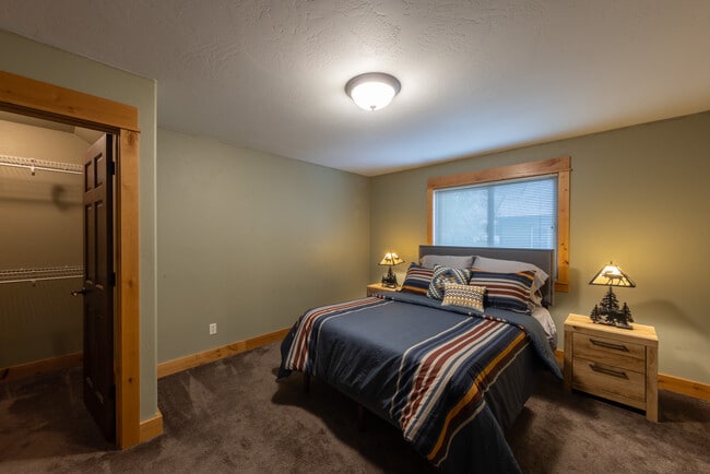 Building Photo - 1608 Gale Ct