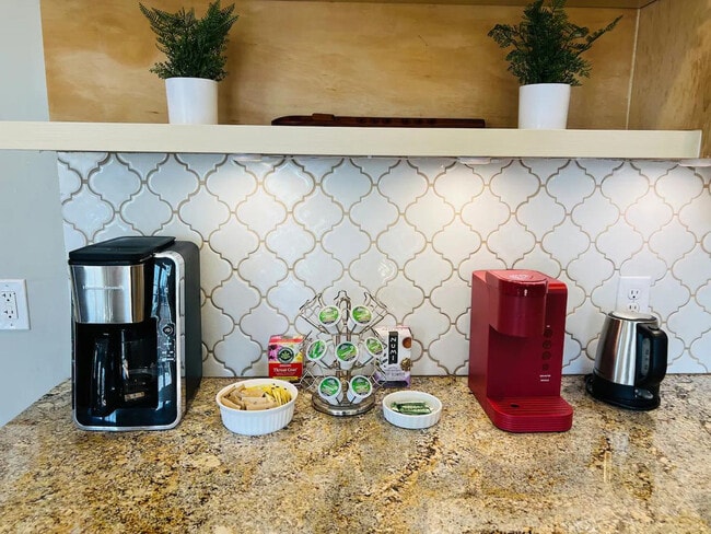 Building Photo - 3209 W Fairview Pl