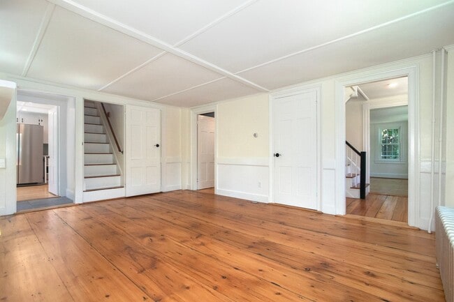 Building Photo - Amazing, Rarely Available Farmhouse with Carriage House and Garage