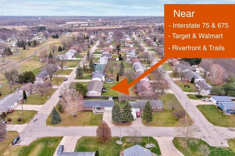 Building Photo - 903 Doro Ln