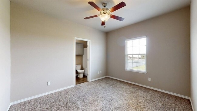Building Photo - 3519 Summerway Dr