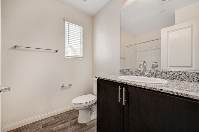 Building Photo - 2021 TOWNHOME IN GATED COMMUNITY N LAS VEGAS