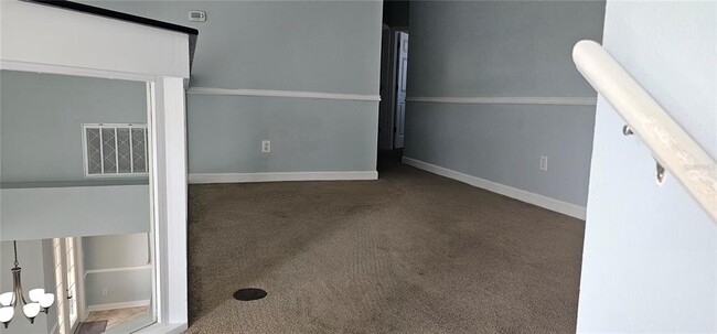 Building Photo - 14321 Mandolin Dr