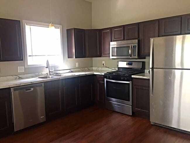 Primary Photo - Recently Remodeled and Efficient 3 Bedroom...