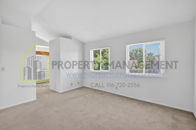 Building Photo - Spacious 3-Bedroom Retreat with 2.5 Baths in Prime Elk Grove Location