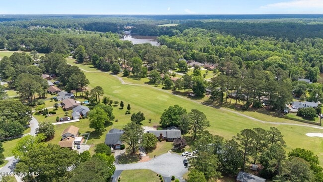 Building Photo - 206 Brentwood Ct